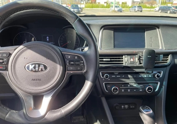 Kia Optima cena 57000 przebieg: 128040, rok produkcji 2016 z Warszawa małe 22